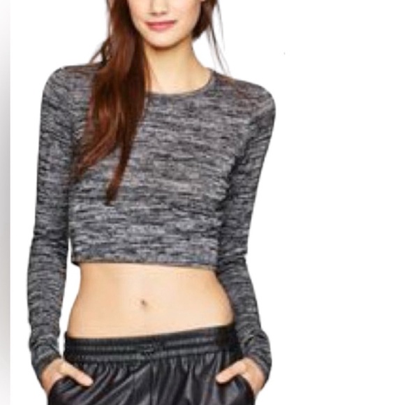 Aritzia Wilfred Free‎ Georgia Crop Top Long Sleeve Size XXS - Picture 1 of 4